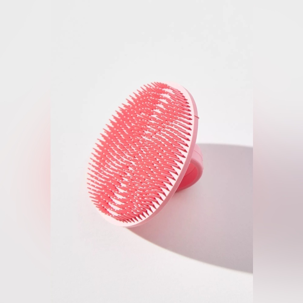 NWT Boie Face Scrubber
